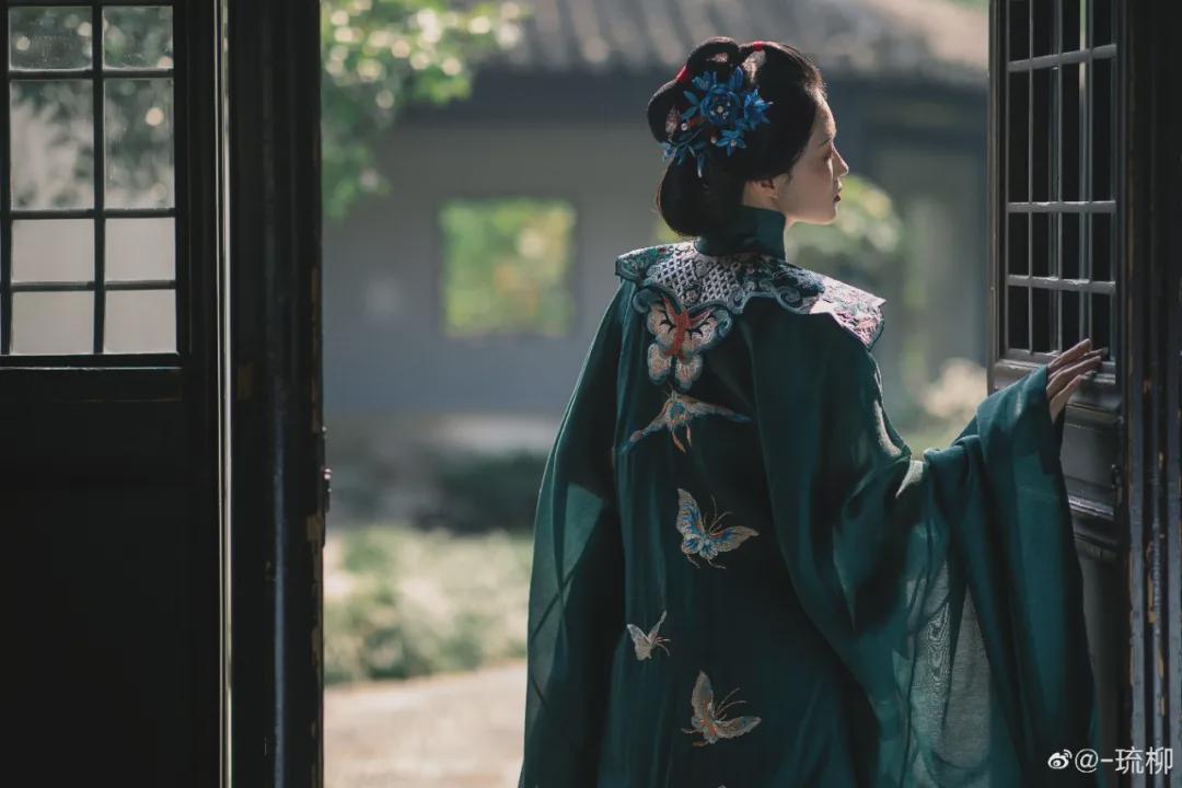 仙女|汉服小仙女：一别如斯，落尽梨花月又西