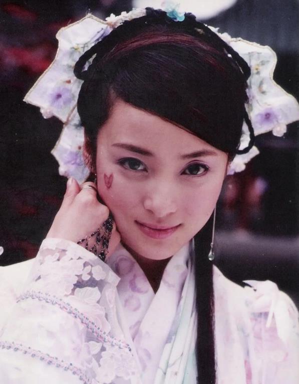 蒋勤勤|蒋勤勤与大儿子拍大片,皮肤白皙状态太年轻,14岁儿子颜值遭吐槽