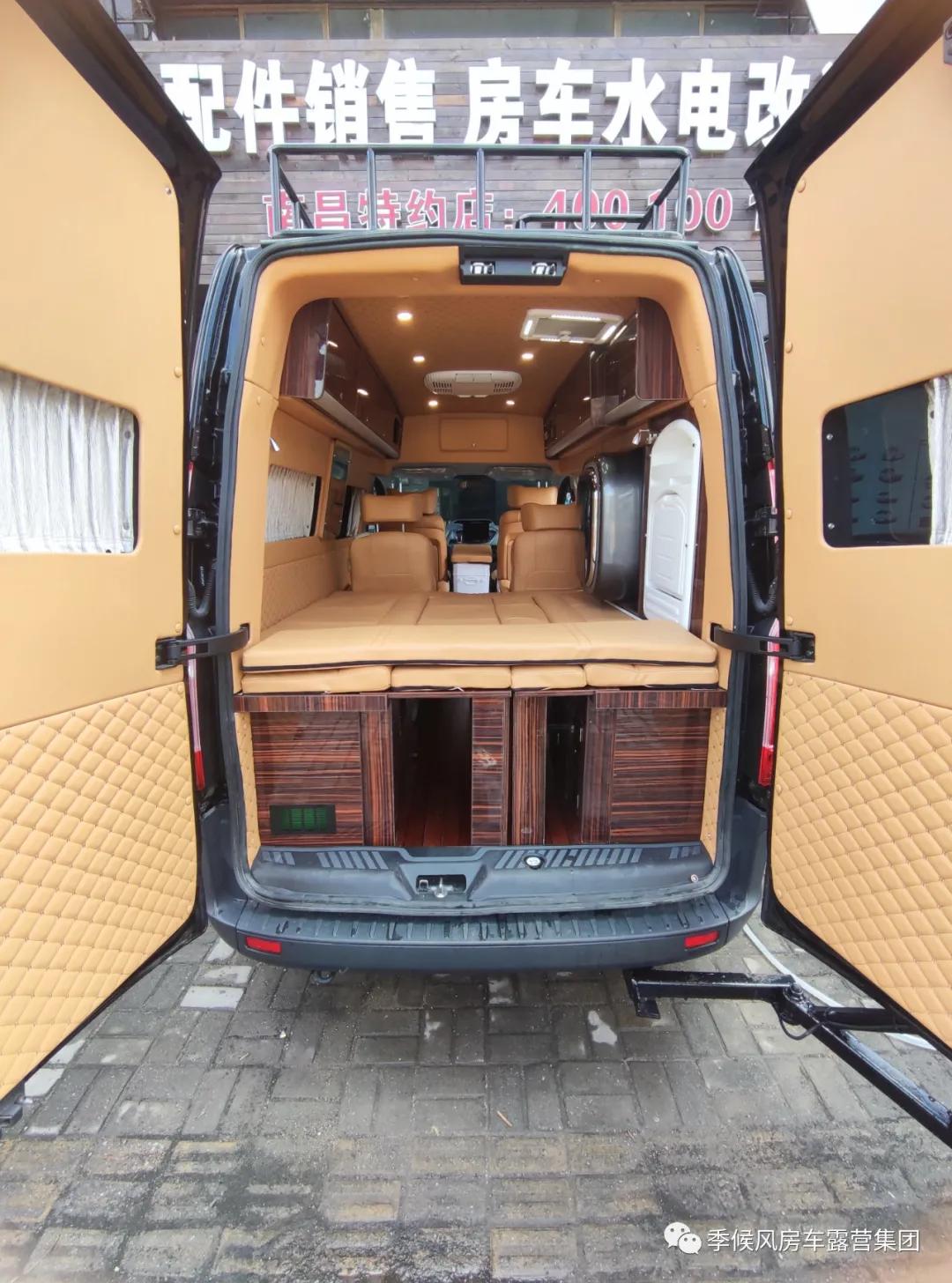 看看这款为车友量身定制的奢华商务福特全顺v362商旅车有没有吸引你