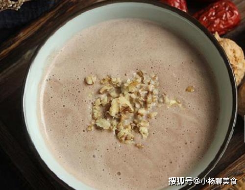 都得先|女人若不想老得太快，早餐喝它，比牛奶强，口感香滑，越喝越年轻