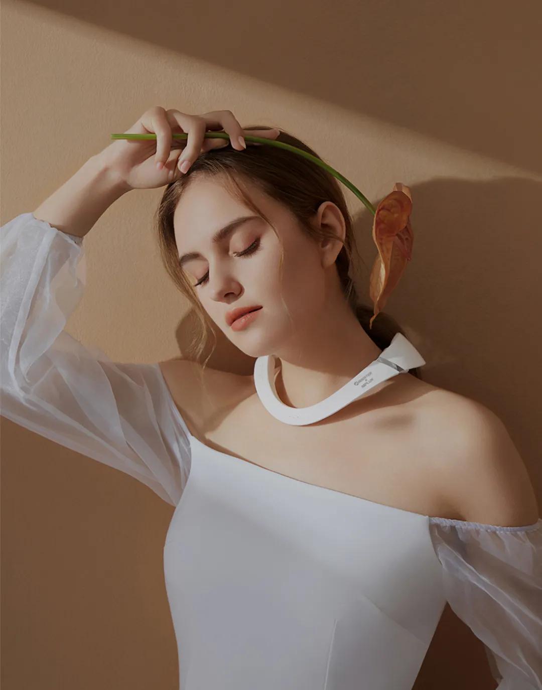 按摩|菠萝君新品 | M1肩颈按摩仪，解锁放松新方式！