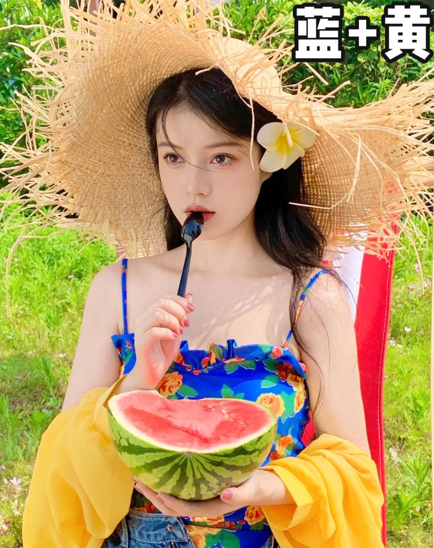 蓝色|2021下半年流行色来啦！黄皮妹子这样穿，特显白！