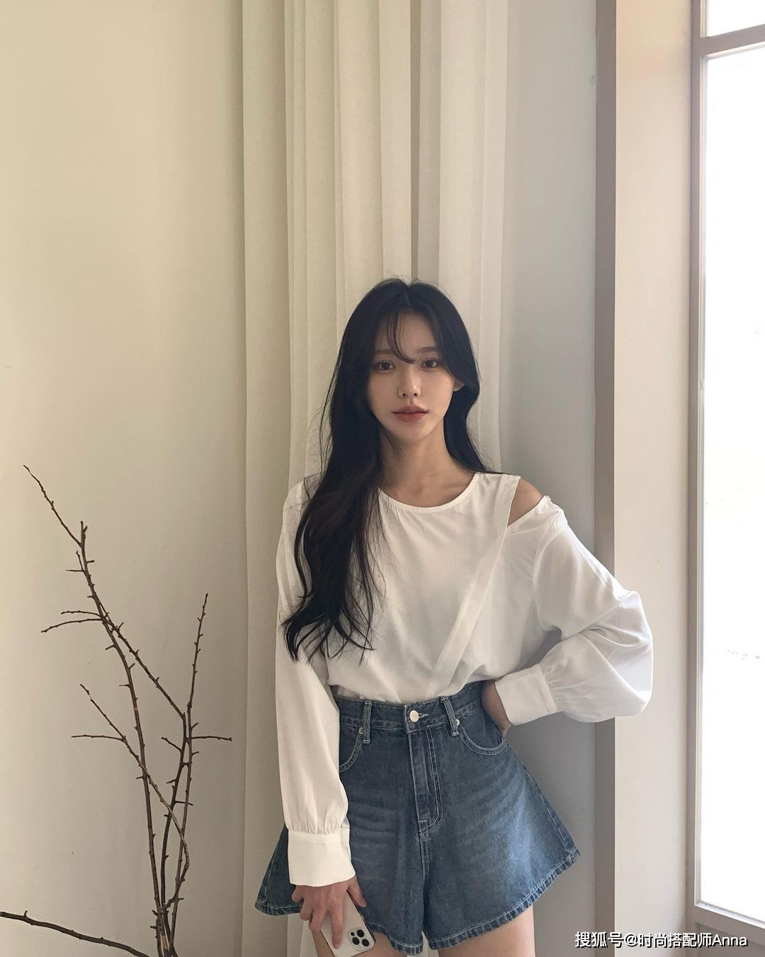 新鲜感|越是简约的基础款,越能穿出心动不已的新鲜感,时髦还吸睛