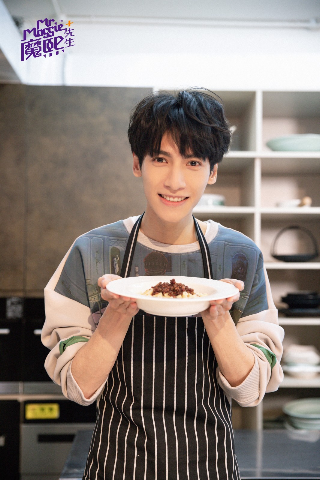 计划|罗云熙化身暑期男友，全新代言好巴食零食“投喂”剧粉