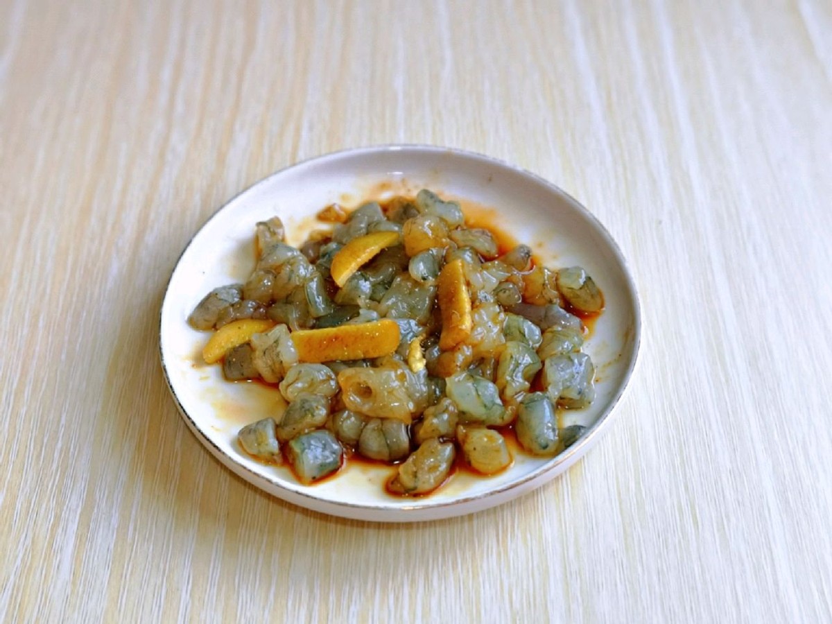 什么|早餐不知道吃什么，来试试虾仁芹菜鸡蛋饼，营养全面，做法简单