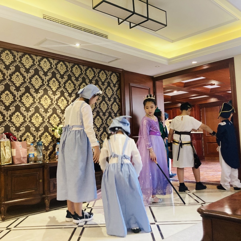 兄弟|心音艺术&高氏兄弟 联合打造的《皇帝的新装》 杀青啦