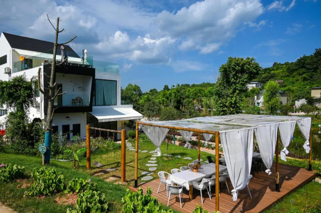 旅游区民宿 80e98508264e4a828660265698d591a9.jpeg