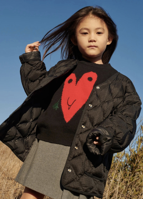 秦舒培|陈冠希女儿绘画作品被融入到服装里,销售所得将捐赠,正能量满满