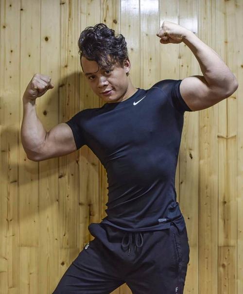 在家怎么健身是正确的方式 9e52cdc94633495ea41aa3370ab26979.jpeg