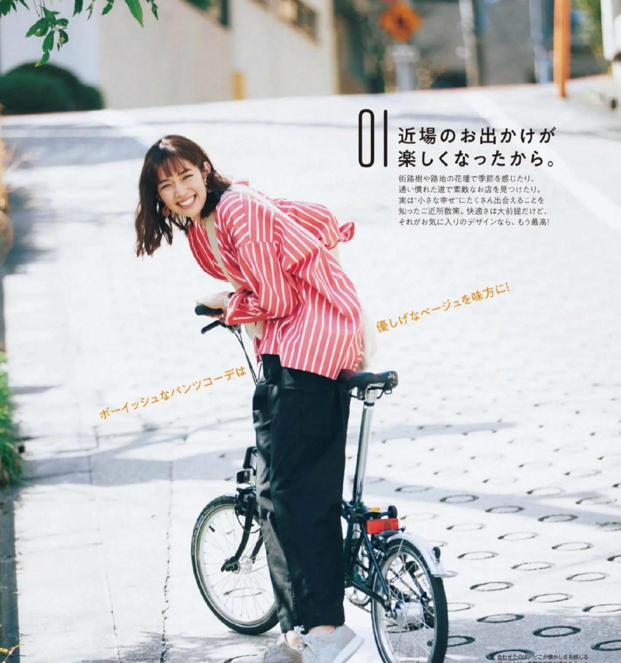 轮廓|10款夏日衬衫“穿搭法”，简单随意又百搭，时尚减龄又有女人味
