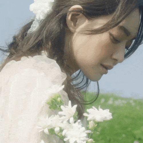 金盏花|想要人群中一眼看到你?选对这几个颜色,谁穿谁美