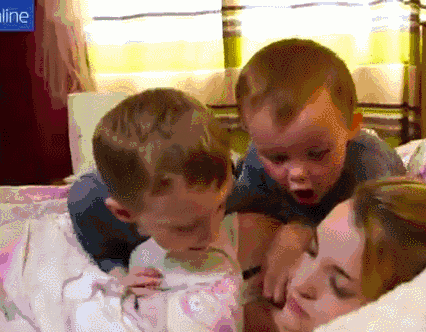 玩具|二胎家庭什么样？这才是二胎老母亲，最真实的感受！