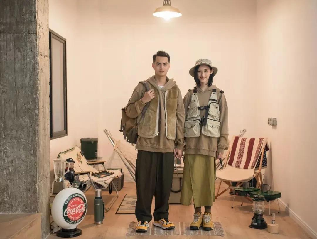 文化|年度笑话，听吴签讲潮流