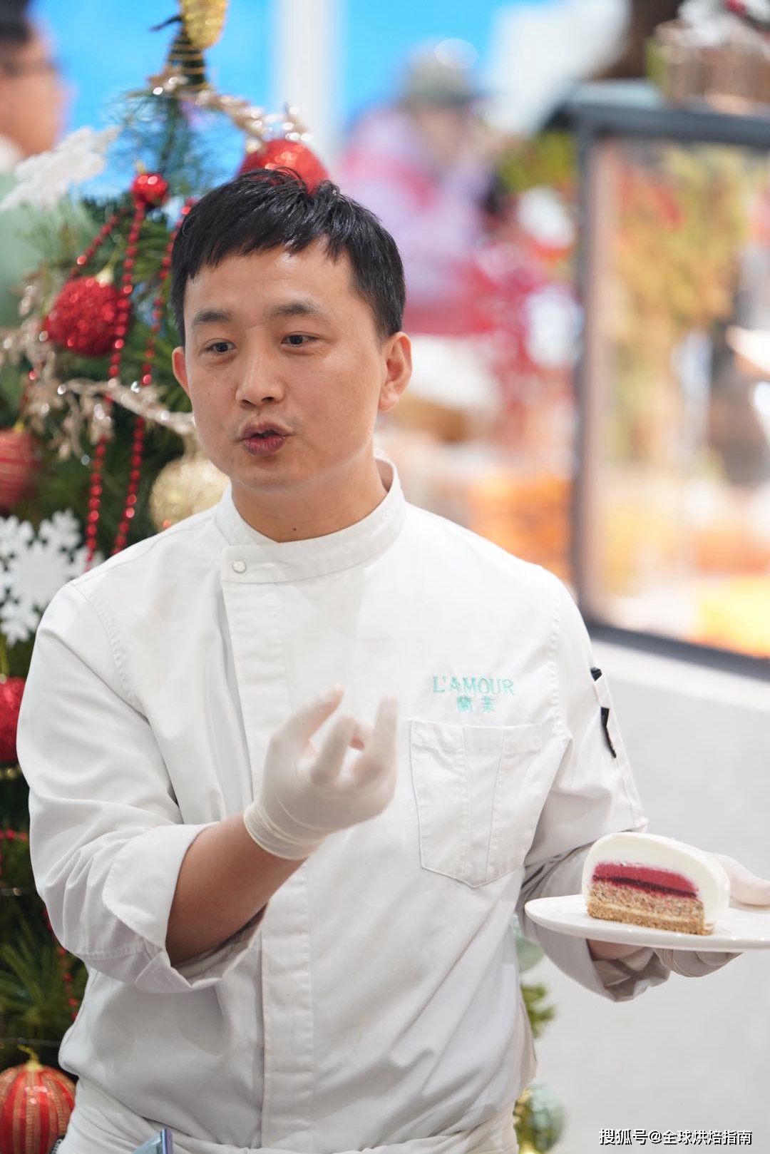 他是中國第一位靠開法甜店，成為世界一流甜品大師的專業師傅！ 熱愛美食 第35张