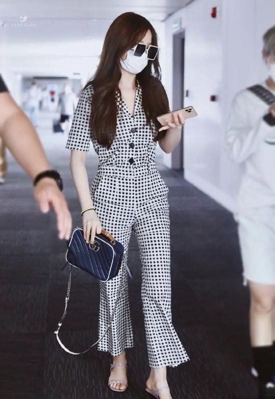 简风|最能掩盖身材缺点的单品，一件搞定全身搭配，腰线UP双腿无限延长