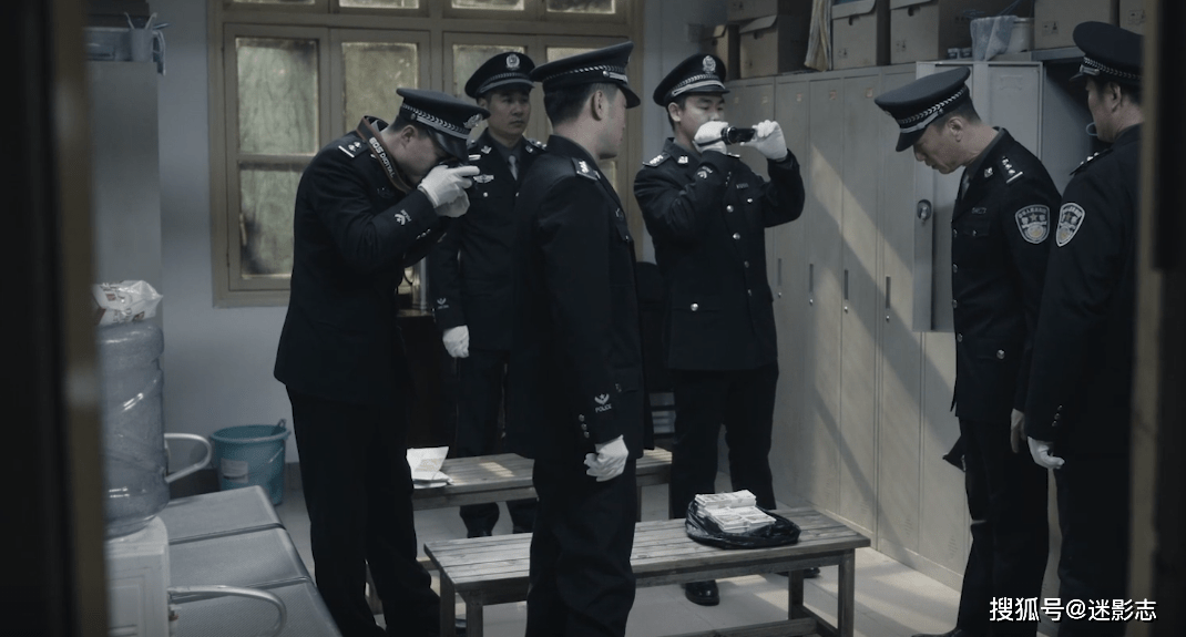 于大胜|太敢拍!首播收视夺冠,删减两集才能播,孙红雷新剧又破国剧尺度