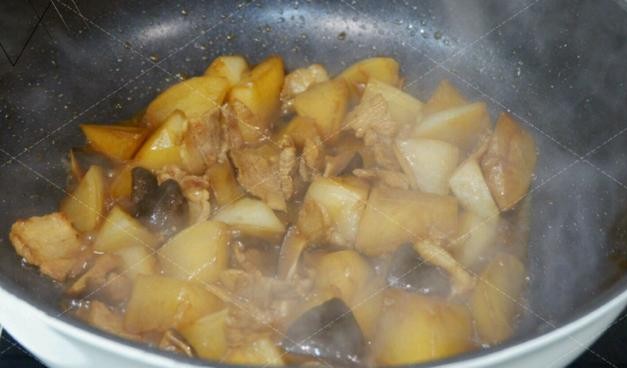 蘑菇怎么煮会是白色汤 e444026f506d4518b00233ad49b1c55c.jpeg