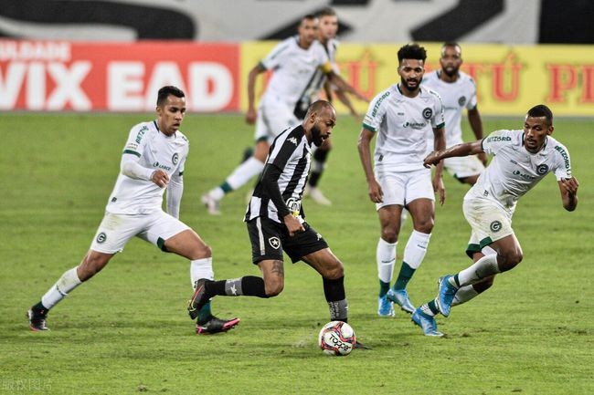 足球国际排名_足球简笔画