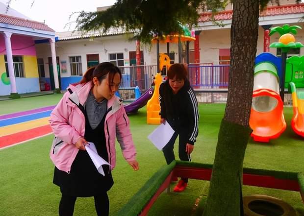 家长|教育部新答复来,将幼儿园纳入义务教育,问题有了新进展