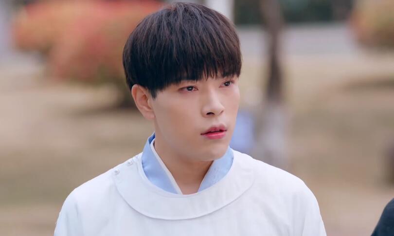 因为|好霸气！男星陈腾跃当群演被导演嫌丑，直接投资一部戏自己演男主