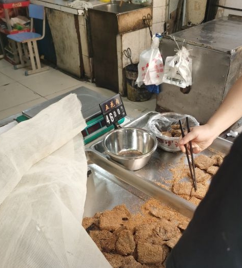 米粉肉|藏在合肥菜市场20年的老店，1天要卖300斤五花肉，是小时候的味道