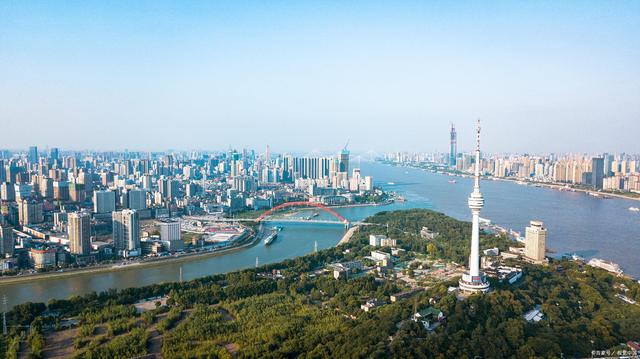 中部六省会2020GDp_比较中部六省GDP情况,看未来谁的发展潜力会更大(3)