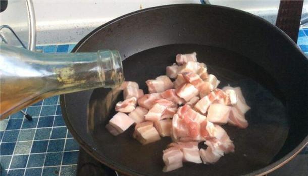 做红烧肉的调料袋 6a54b4db3930477b811181df19c6e59c.jpeg