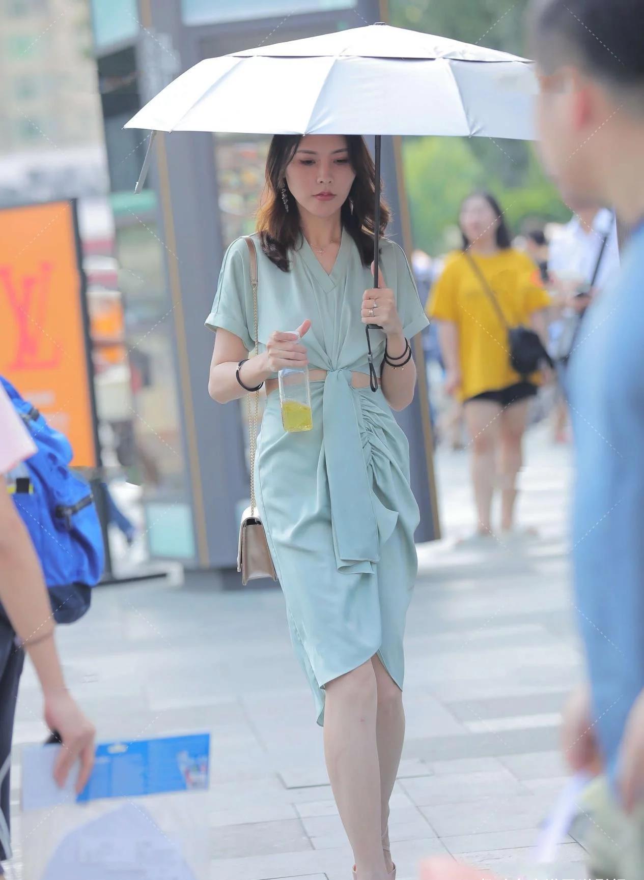 身材|粉色的减龄效果好，有着一种温柔甜美的气息