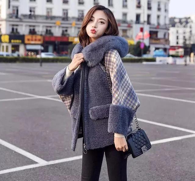身材|现流行羊羔毛外套，让你轻松穿出美嫩感
