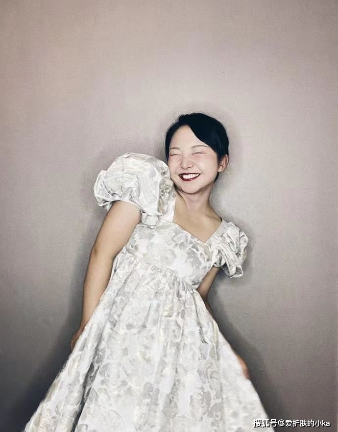 女孩子|辣目洋子胖得坦荡，体重超120斤挑战新潮装，骨子里的自信真美