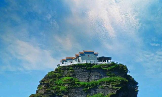 英国游客拍下贵州 “梵净山”照片！网友：这真是世界文化遗产