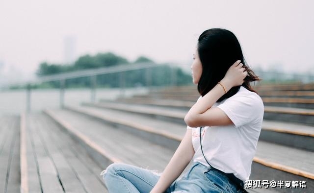 月子|45岁婆婆生二胎，丈夫要求接回让妻子伺候，妻子：离婚，我不想养你弟弟一辈子