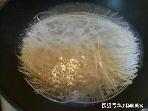 蔥花|它是早餐最厲害的，比泡面簡單5倍，比包子好吃10倍，倍兒香