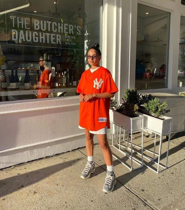 黑色|街头感纽约时尚博主Danie 欧美运动风穿搭范本