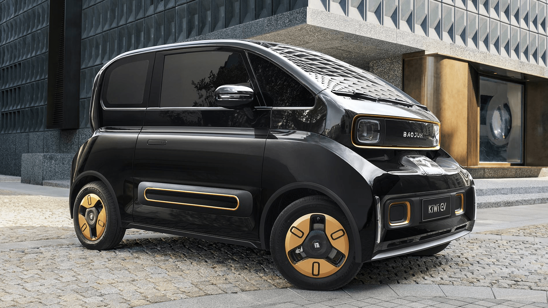 那宝骏kiwi ev倒是有点像蟹黄蒸饺,两车虽然都是微型纯电动车,且均