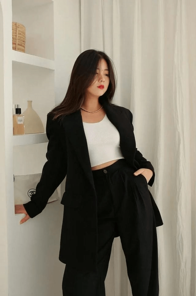 身材|“微胖”女孩请自信点 你也能穿出高级感