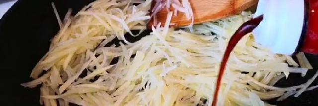 做法|比披萨还好吃“早餐饼”秘诀，不和面不擀面，5分钟就能完成！