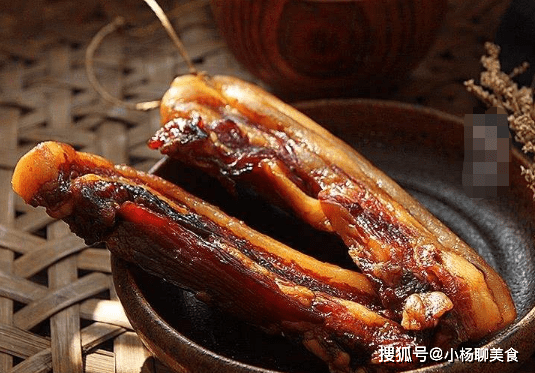 花椒|腌腊肉，别傻傻只加盐，牢记1个小妙招，腊肉美味不长霉