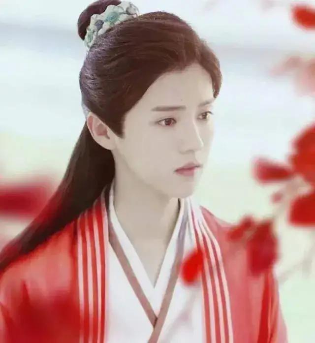 男星|古装红衣美男，龚俊、杨洋、肖战等男星，谁是你心头的朱砂痣？