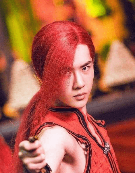 男星|古装红衣美男，龚俊、杨洋、肖战等男星，谁是你心头的朱砂痣？