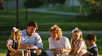 生活|为生女儿有多拼？一胎生2子，二胎生3子，从小就把儿子当成女儿养