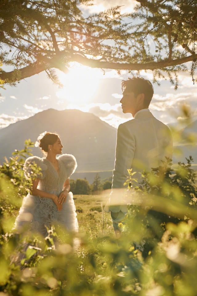 魏晨七夕卡点发婚纱照浪漫表白幸福甜蜜的一对佳人