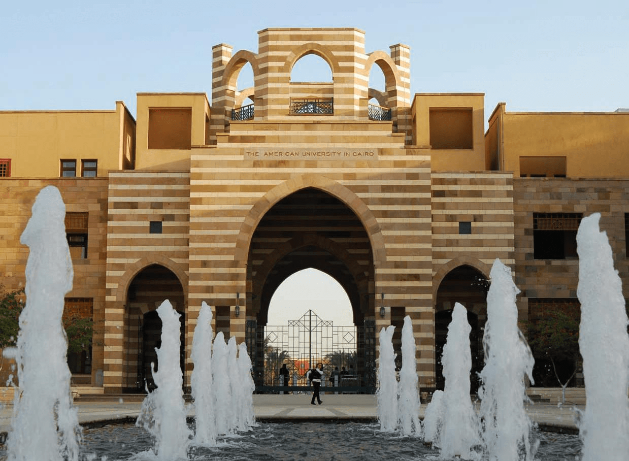 全球的游客,,然而近年来,每一个来到埃及首都开罗的游客都逐渐发现