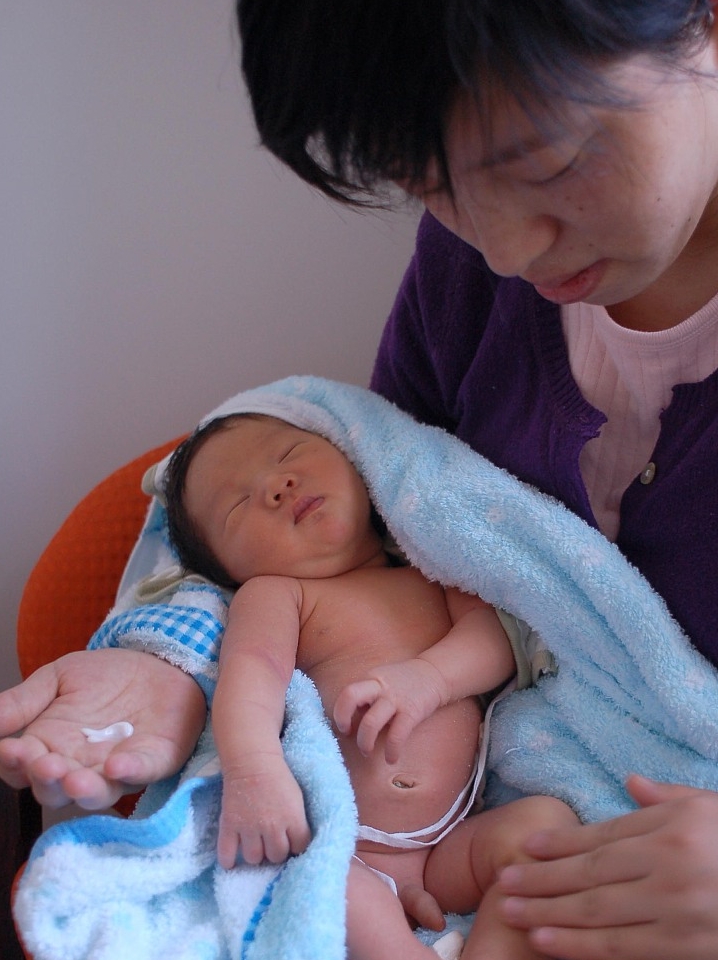 婴儿几个月睡觉就不一惊一乍了 222d79b95f6743c1a7d86e7688df04ad.jpeg