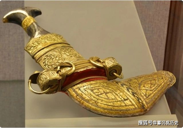 古代那些价值连城的冷兵器,皇帝玄烨的双手带也只能排第二_武器