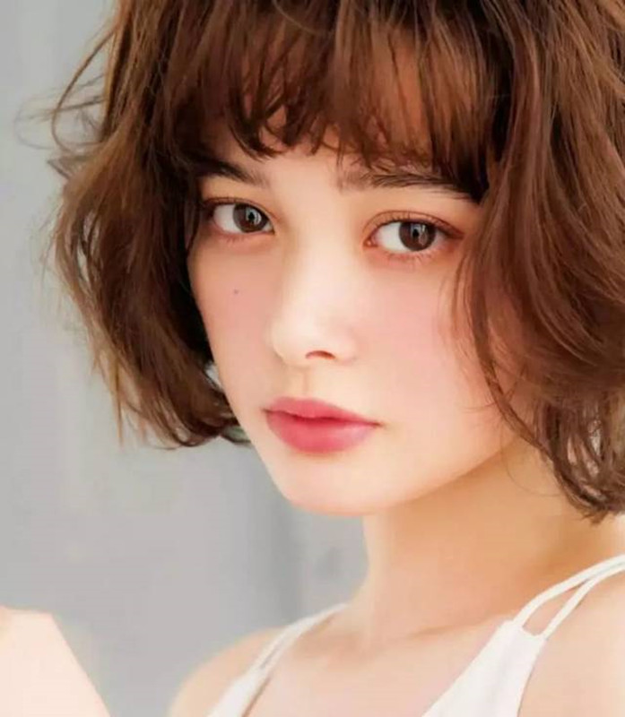 涂式|妆感太过厚重？学学日杂的轻薄妆容吧，水润有光泽，还不显“假”