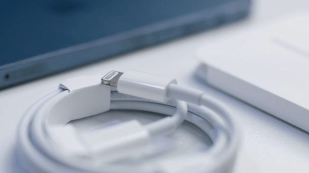Iphone改用usb C接口 传欧盟将统一充电器规格 设备