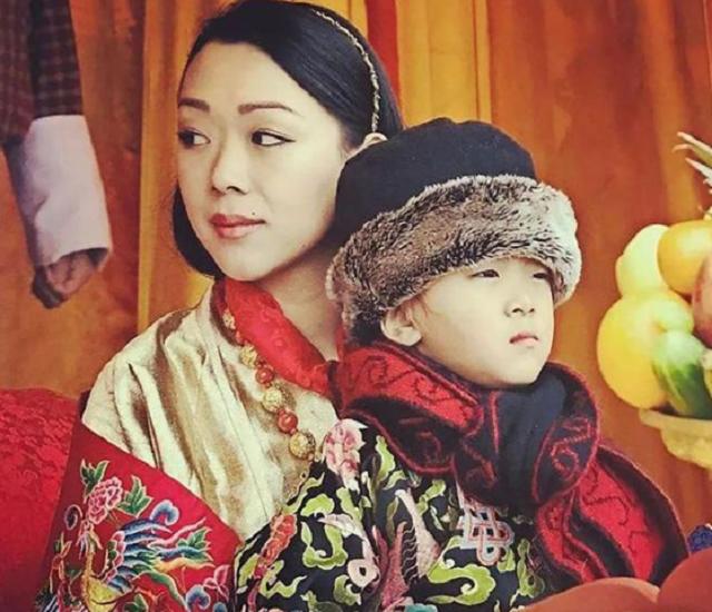 国王|不丹最受宠大王母64岁似少女，女儿嫁平民生俩娃，却被迫离婚