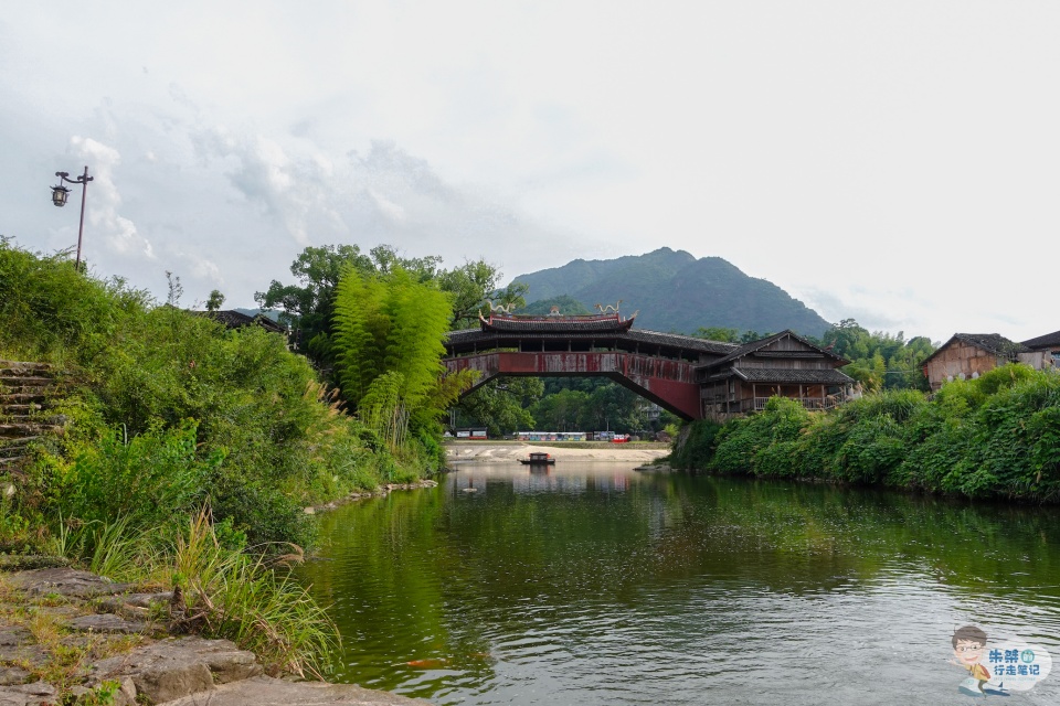 敞开大门|浙江一景区走红后，每年到访游客数百万，却继续敞开大门迎接游客