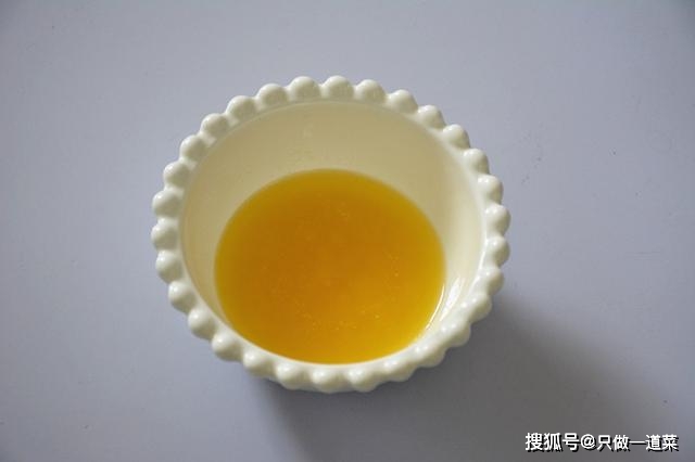 包子|一天犯愁早餐吃啥,瞧瞧这小姐姐,花十分钟做了一份颜值早餐